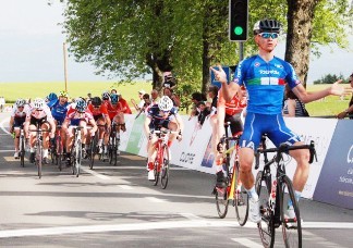 L'azzurro Alessandro Covi vince al Tour du Pays de Vaud