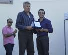 Lo Vano premiato all'arrivo 