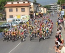 Il gruppo inizia l'ultimo giro ( foto Fernando Carli ) 