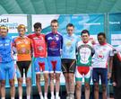 Le maglie al completo